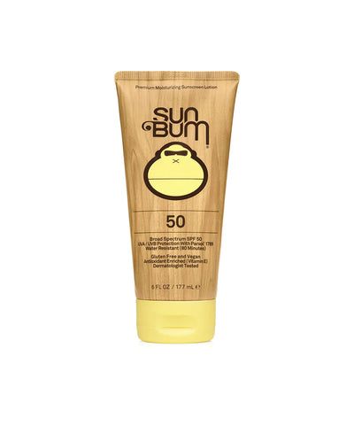 This moisturizing sunscreen formula will protect your skin from harmful UVA/UVB rays while enriching your skin with Vitamin E, an antioxidant that helps to neutralize free radicals, which are the main cause of premature skin aging.