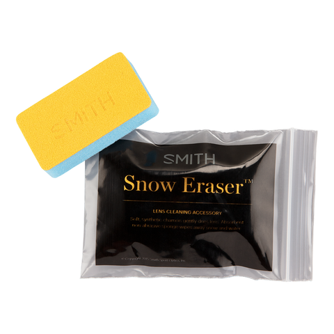 One swipe is all it takes to clean and dry your ski goggles with the Smith Snow Eraser. Backed with a soft synthetic chamois, this nonabrasive, absorbent sponge gently wipes and dries your lenses.